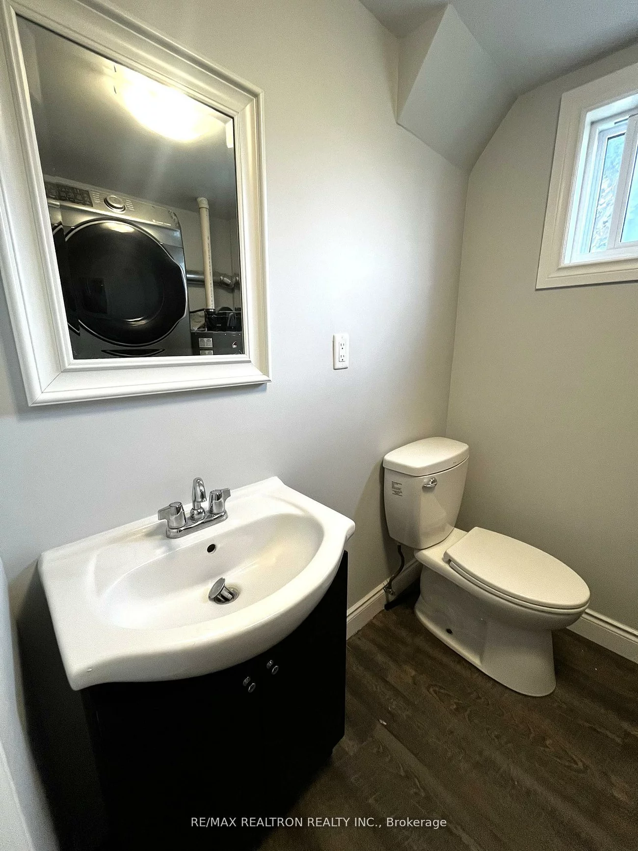 256, Dunlop, City Centre, Barrie