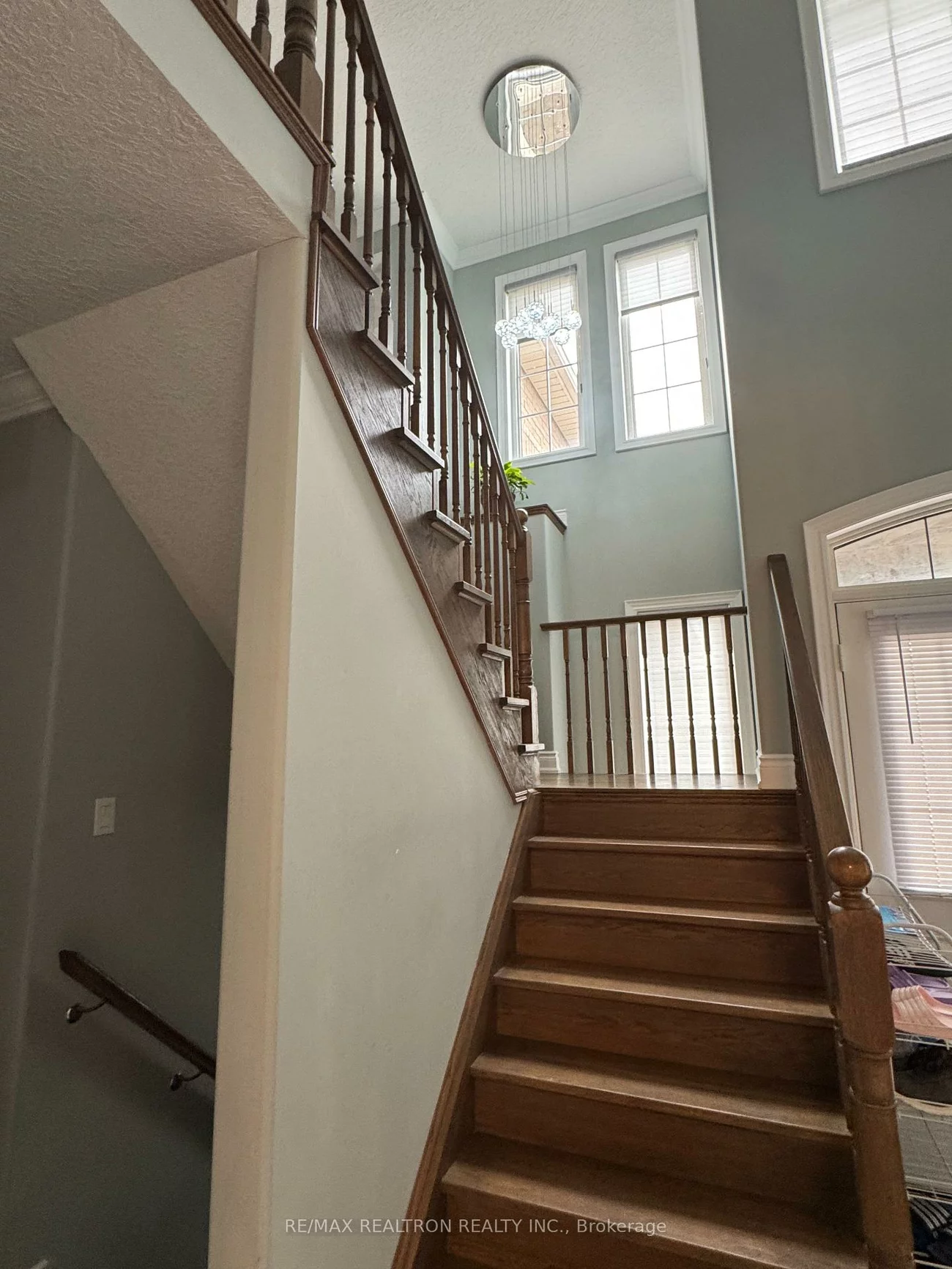 64, Jewel House, Innis-Shore, Barrie