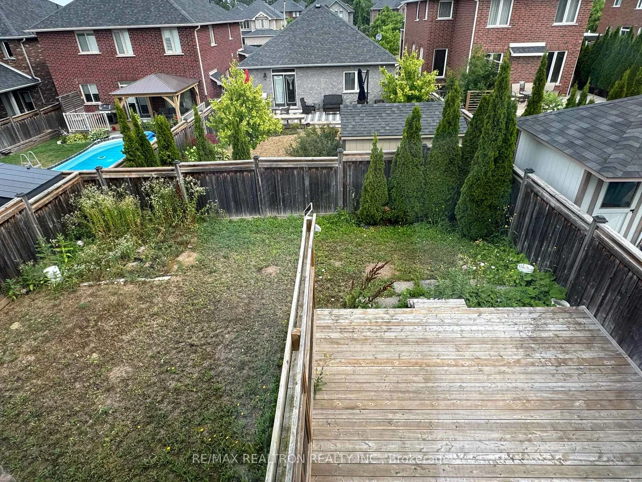 64, Jewel House, Innis-Shore, Barrie