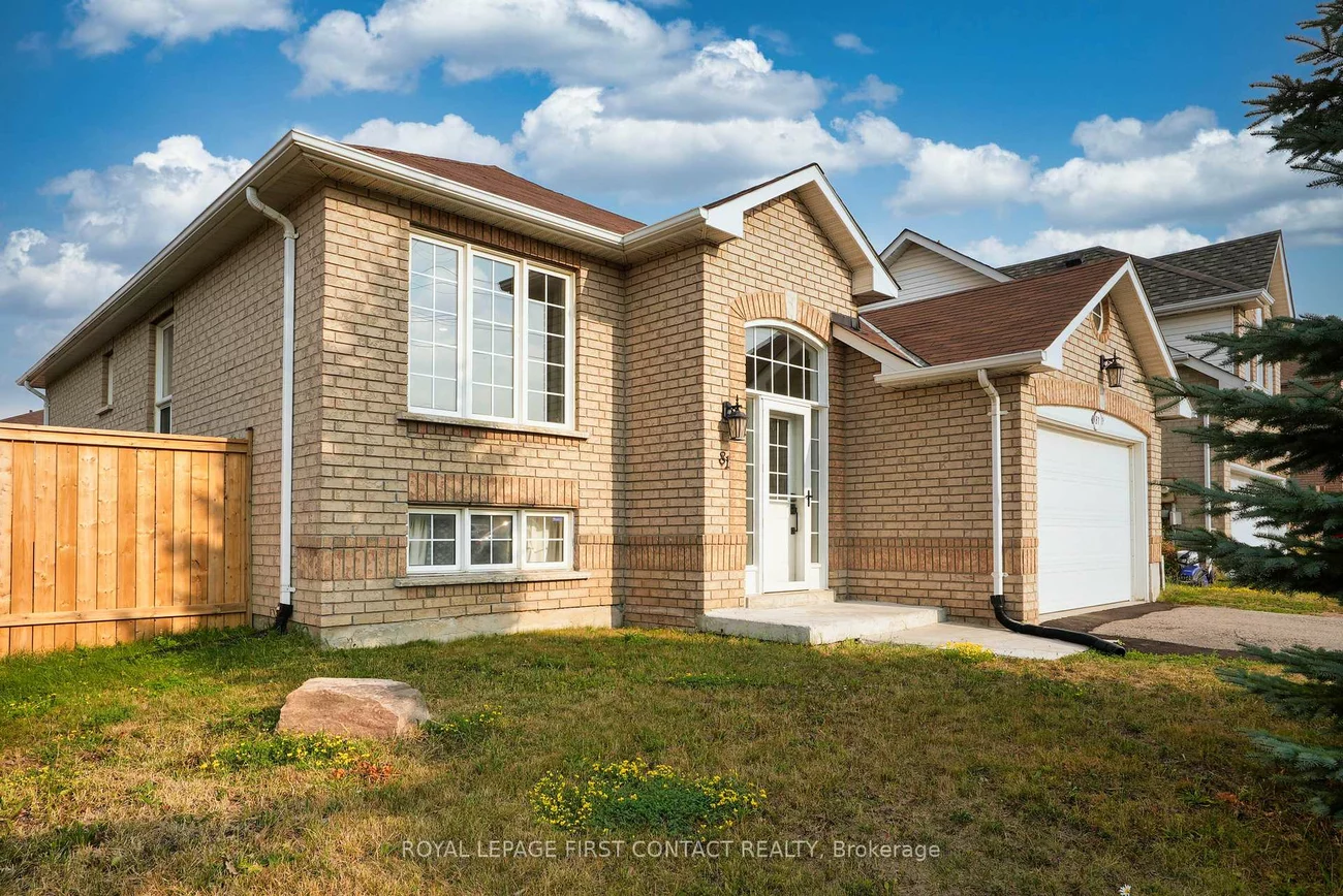 81, Livingstone, East Bayfield, Barrie
