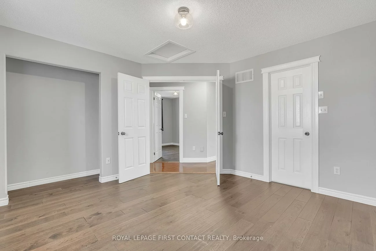 81, Livingstone, East Bayfield, Barrie