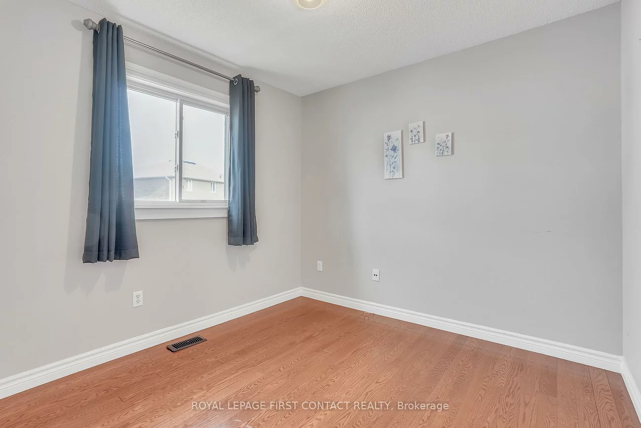 81, Livingstone, East Bayfield, Barrie