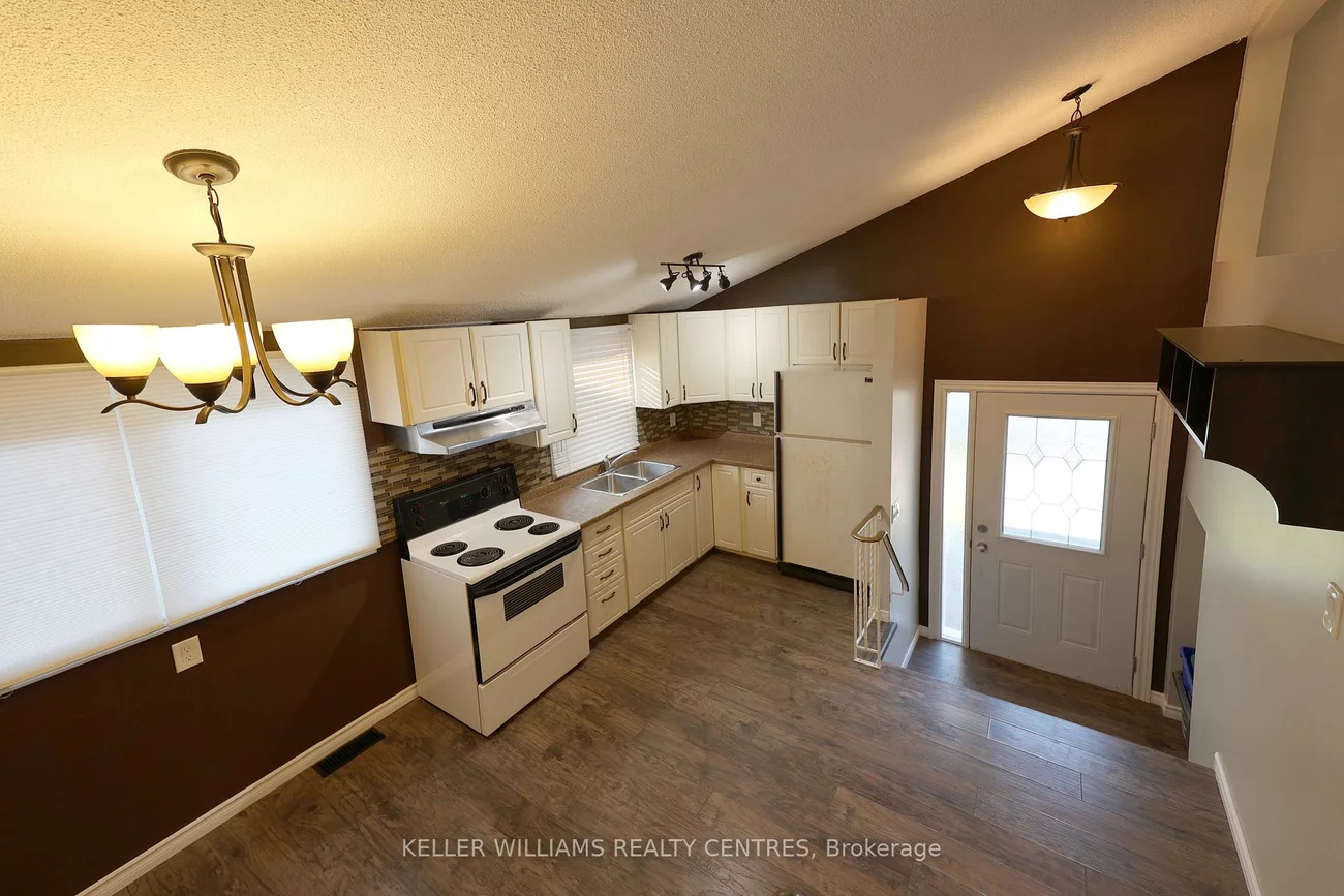 26, Melinda, Allandale, Barrie