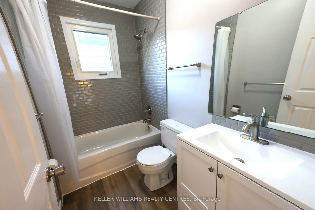26, Melinda, Allandale, Barrie