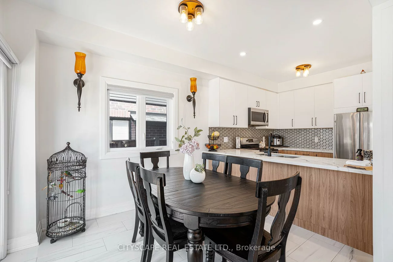 143, Sun King, Innis-Shore, Barrie