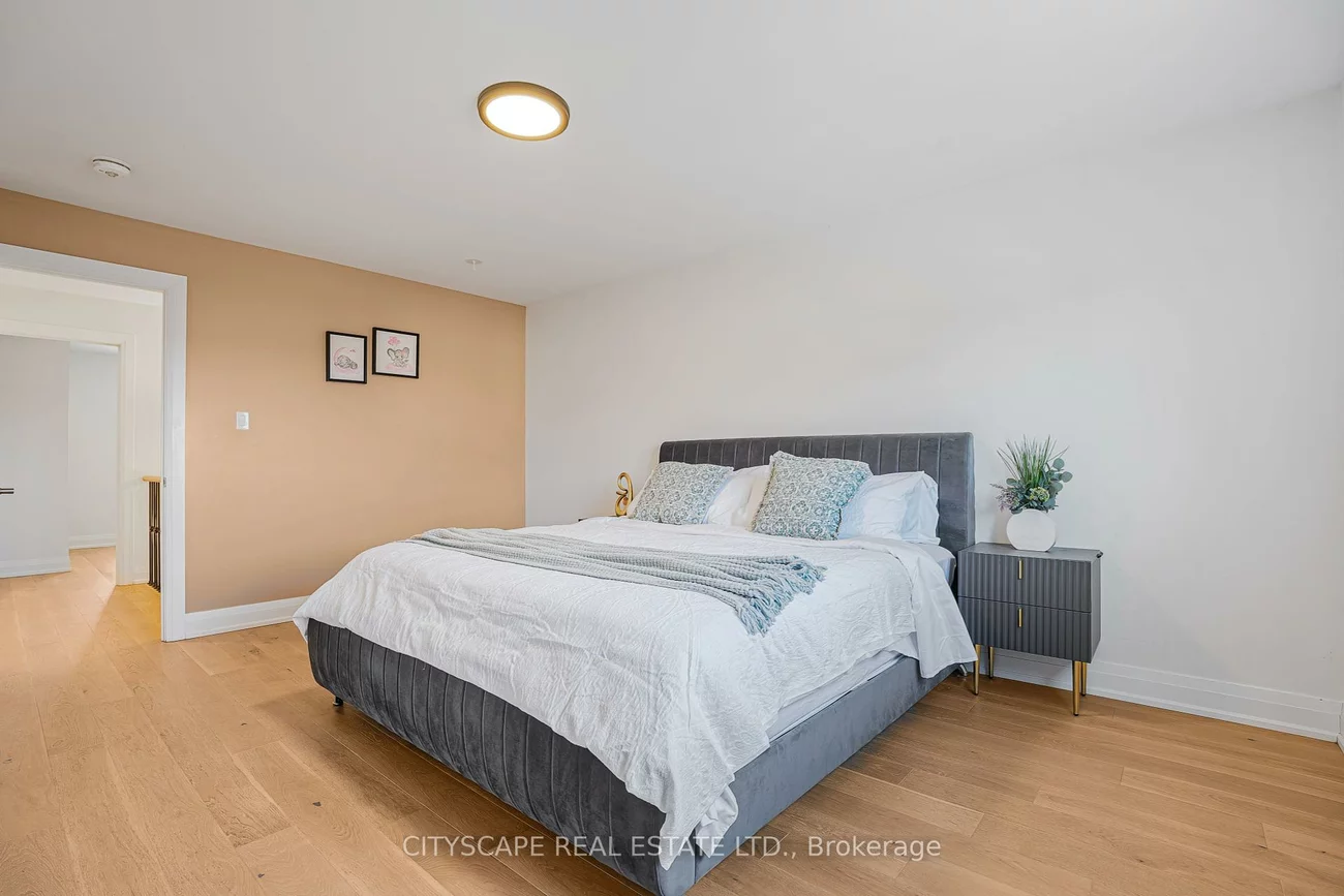 143, Sun King, Innis-Shore, Barrie
