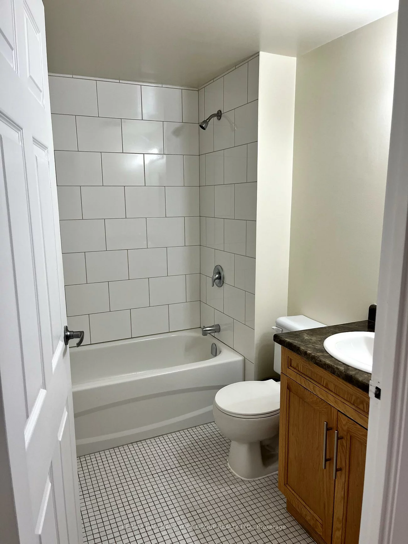262, Rose, Wellington, Barrie