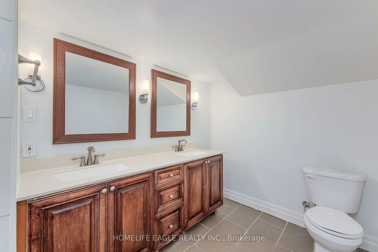 108, Succession, Innis-Shore, Barrie