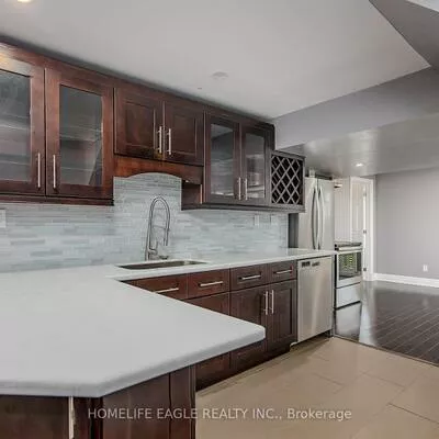 108, Succession, Innis-Shore, Barrie