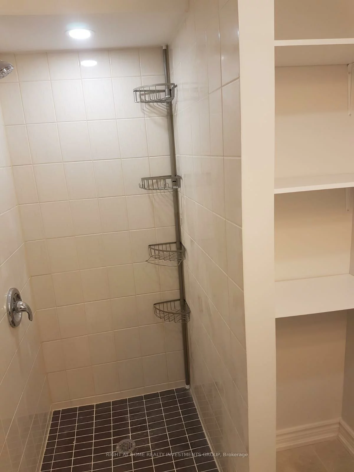 38A, Lang, Northwest, Barrie