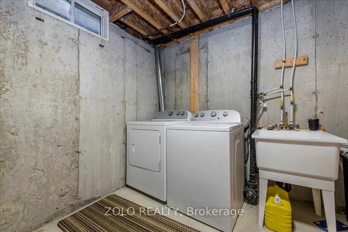 92, Pearcey, West Bayfield, Barrie
