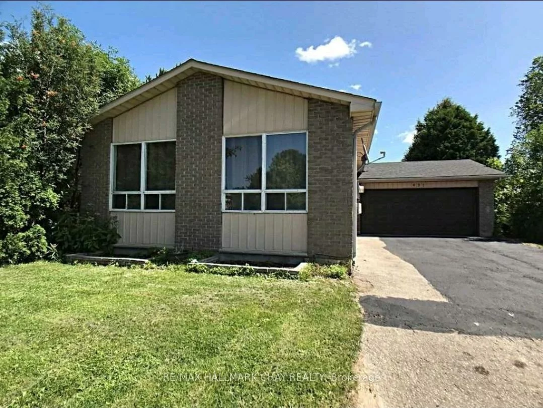 451, Leacock, Letitia Heights, Barrie