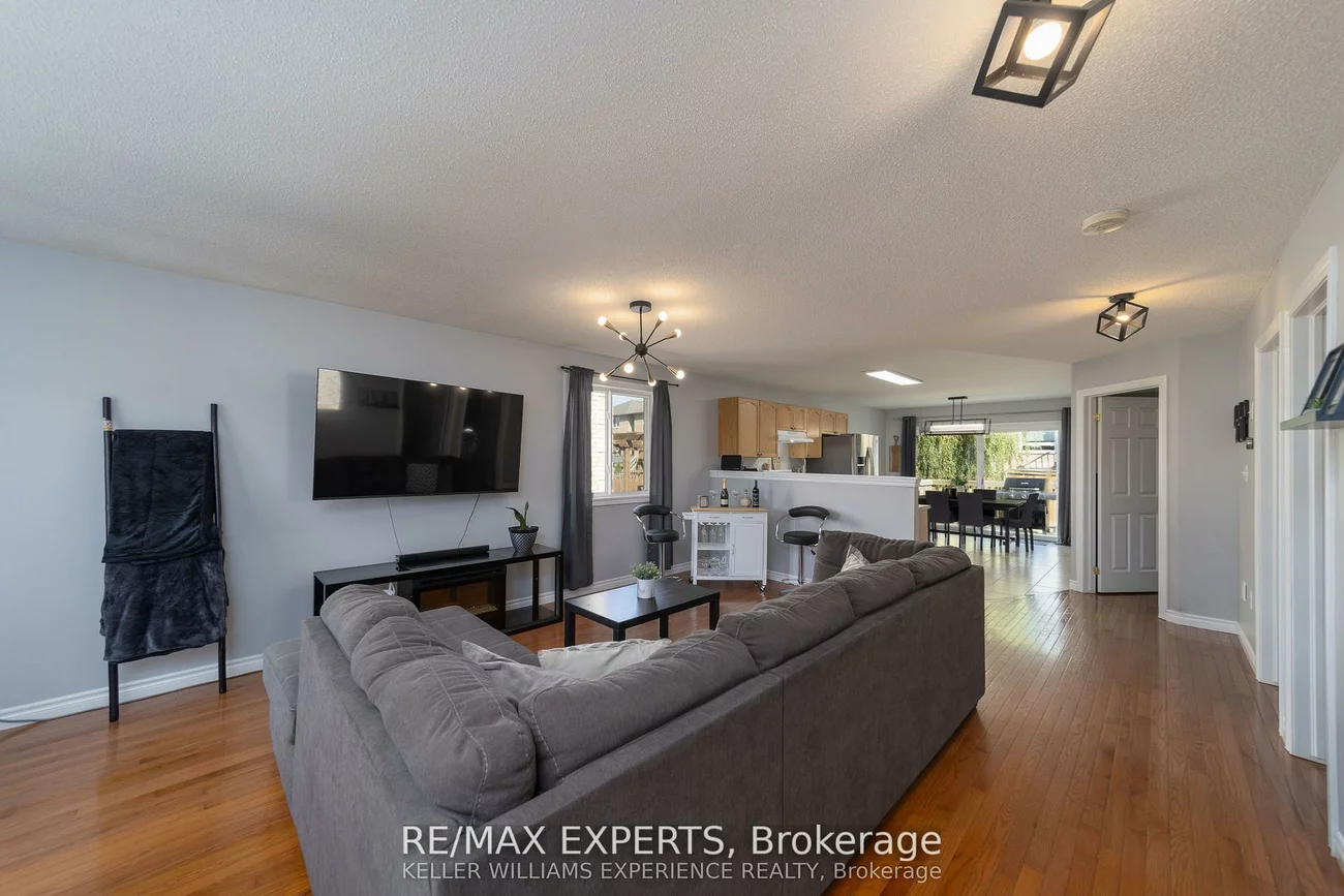 17, Michelle, Painswick South, Barrie