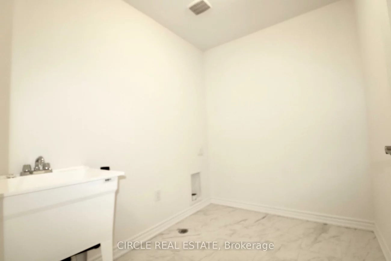 45, Gemini, Painswick South, Barrie