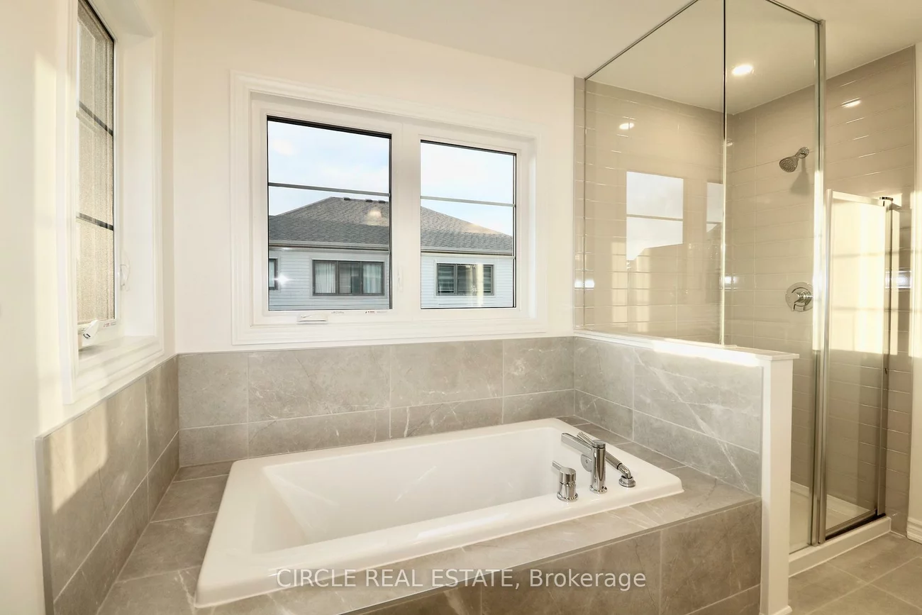 45, Gemini, Painswick South, Barrie