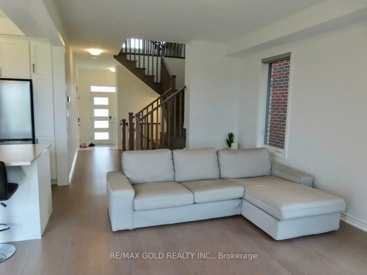 50, Yorkshire, Painswick South, Barrie
