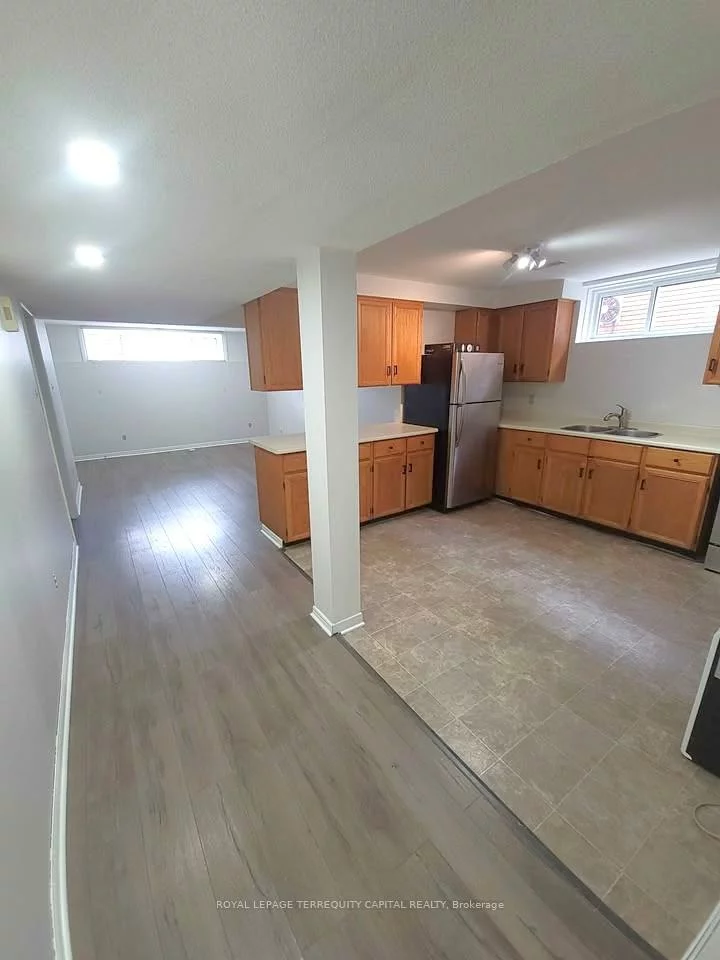 98, Buchanan, Grove East, Barrie