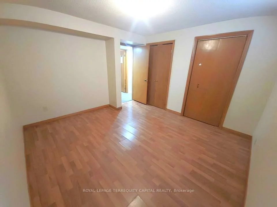 98, Buchanan, Grove East, Barrie