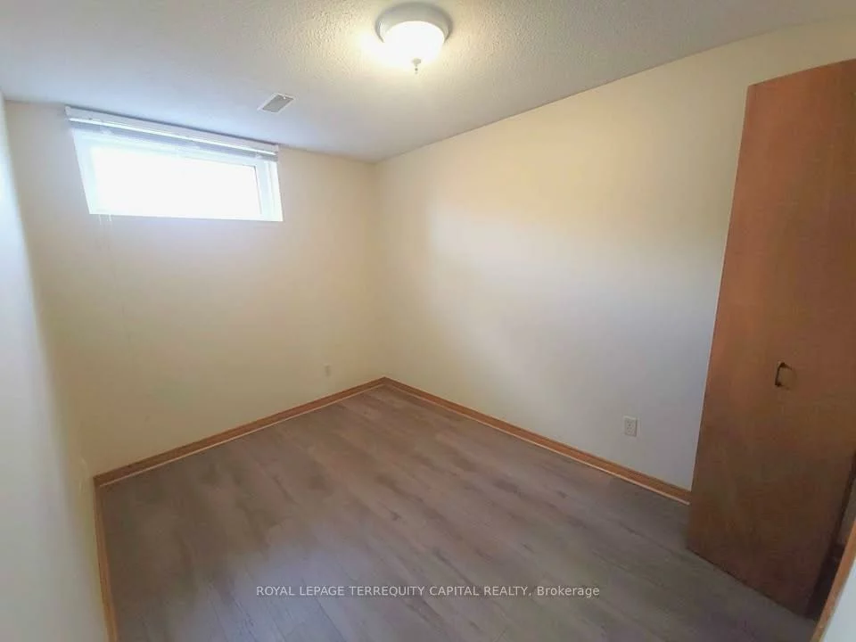 98, Buchanan, Grove East, Barrie