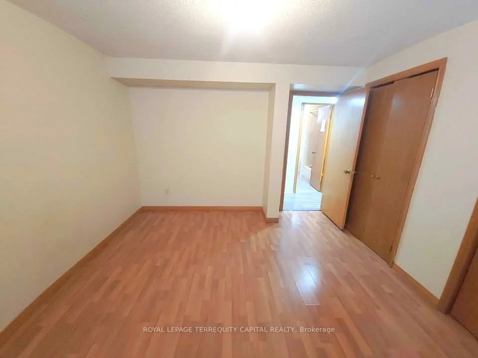 98, Buchanan, Grove East, Barrie