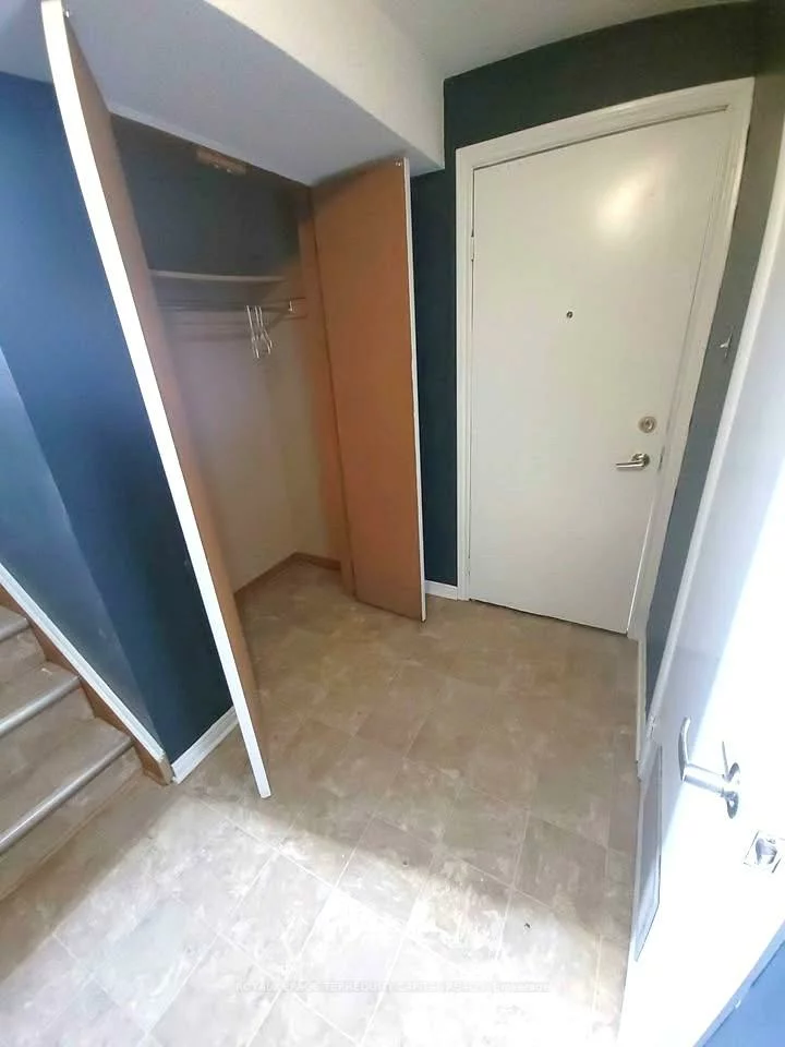98, Buchanan, Grove East, Barrie