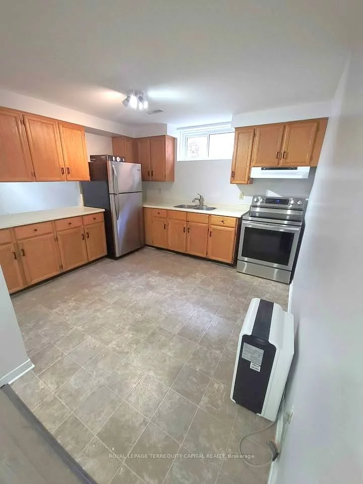 98, Buchanan, Grove East, Barrie