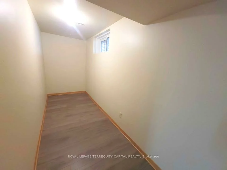 98, Buchanan, Grove East, Barrie