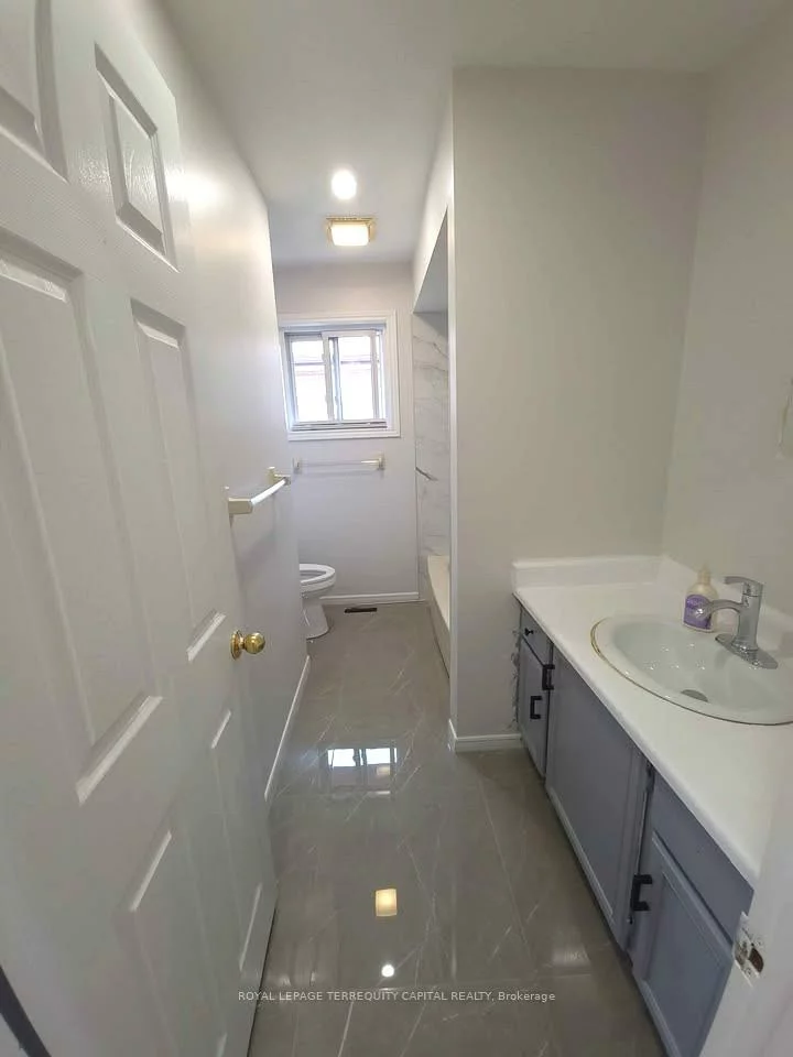 98, Buchanan, Grove East, Barrie