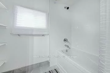 20, Frost, Letitia Heights, Barrie