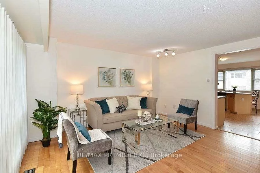 2, North, Wellington, Barrie