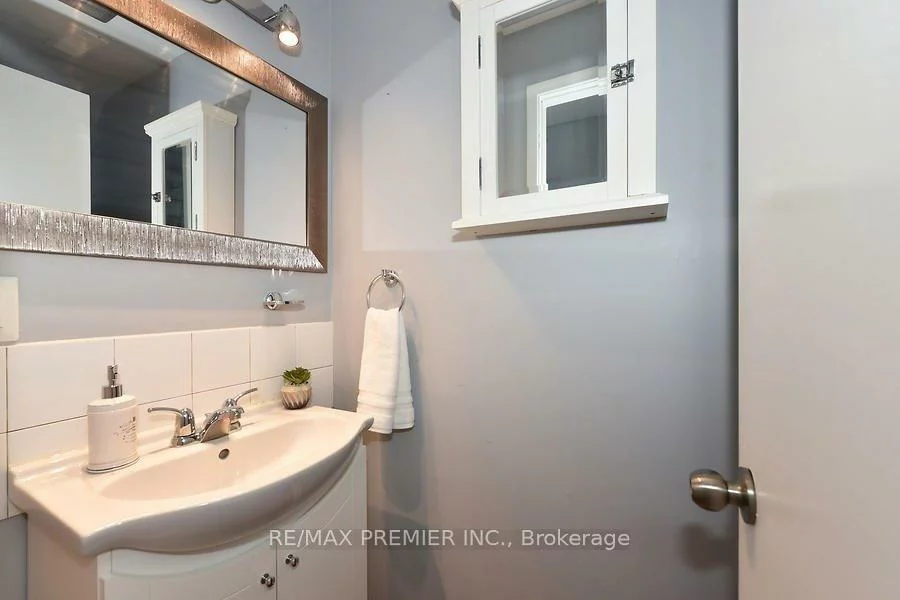 2, North, Wellington, Barrie