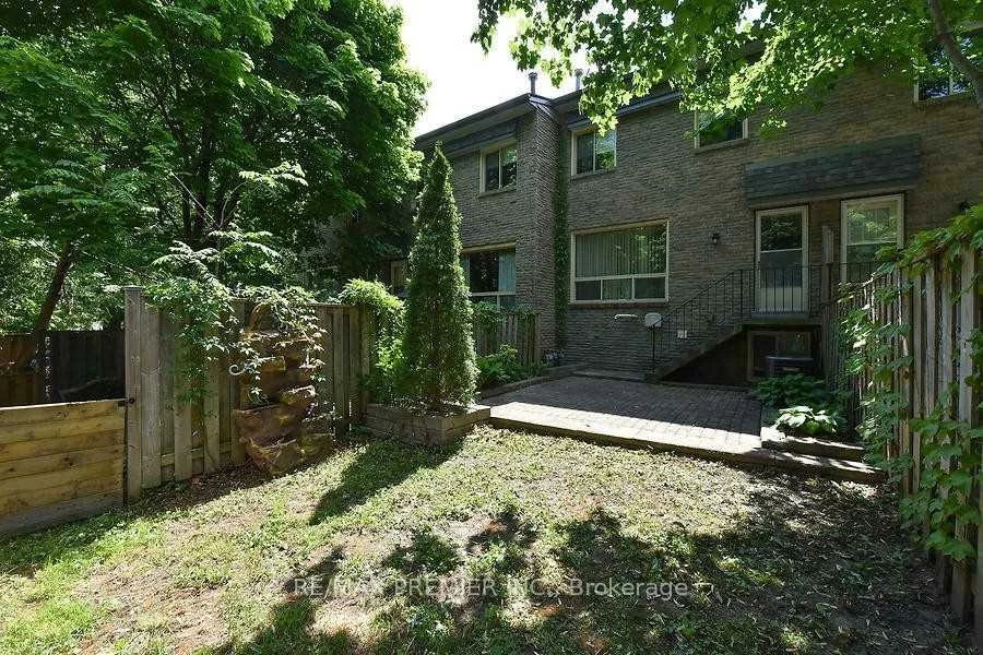2, North, Wellington, Barrie