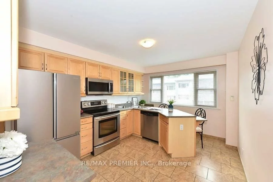 2, North, Wellington, Barrie