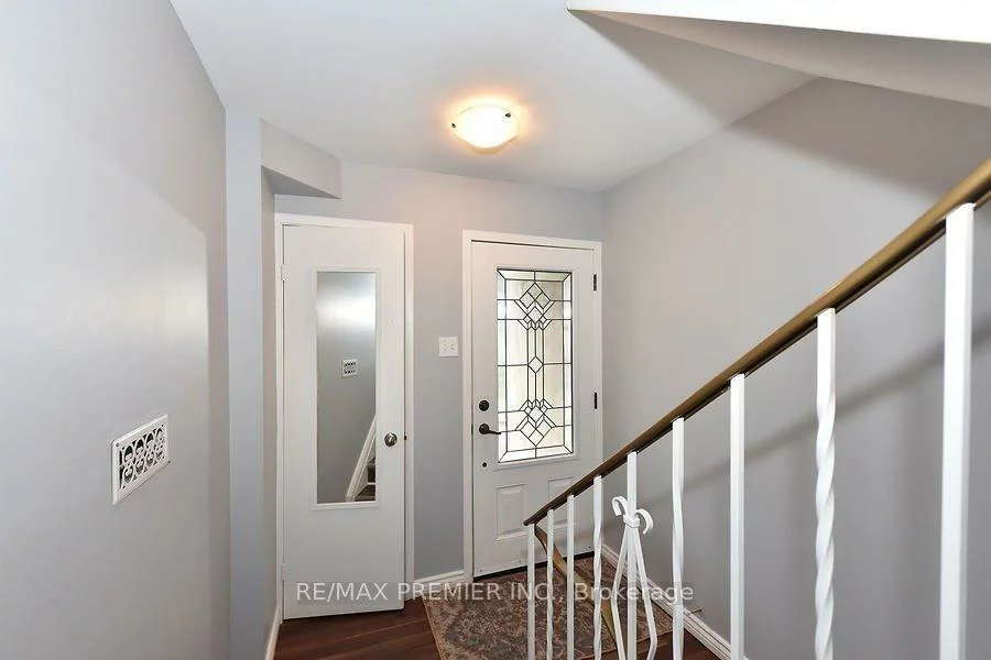 2, North, Wellington, Barrie