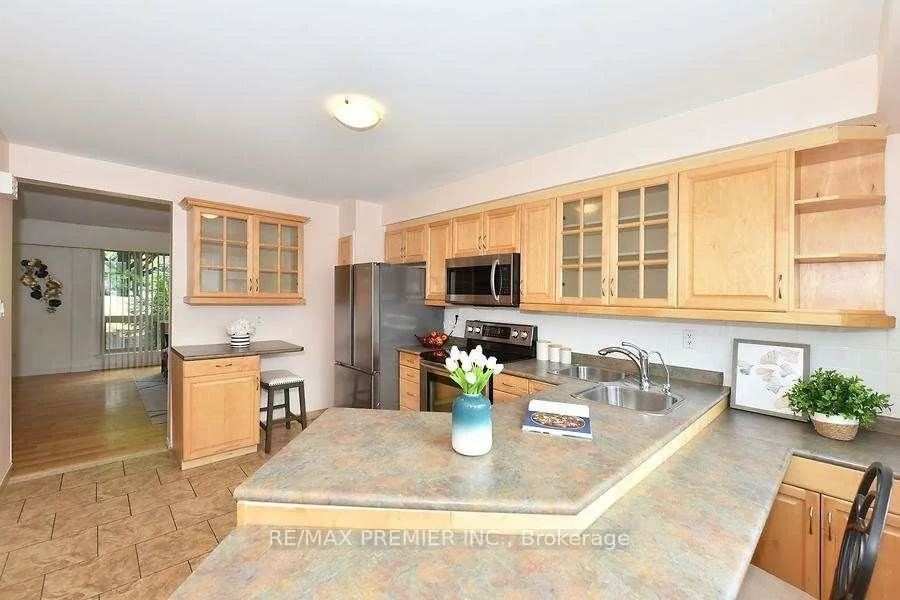 2, North, Wellington, Barrie