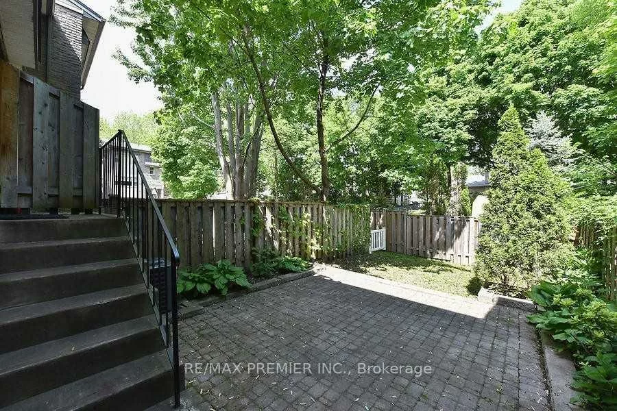 2, North, Wellington, Barrie