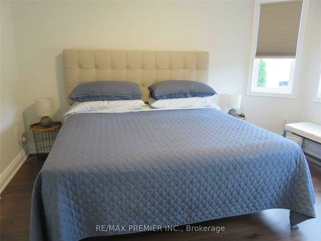 2, Grace, Painswick South, Barrie
