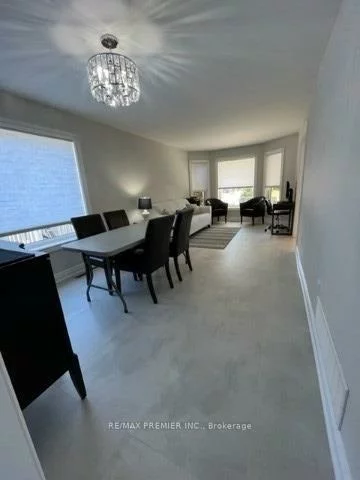 2, Grace, Painswick South, Barrie