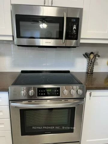 2, Grace, Painswick South, Barrie