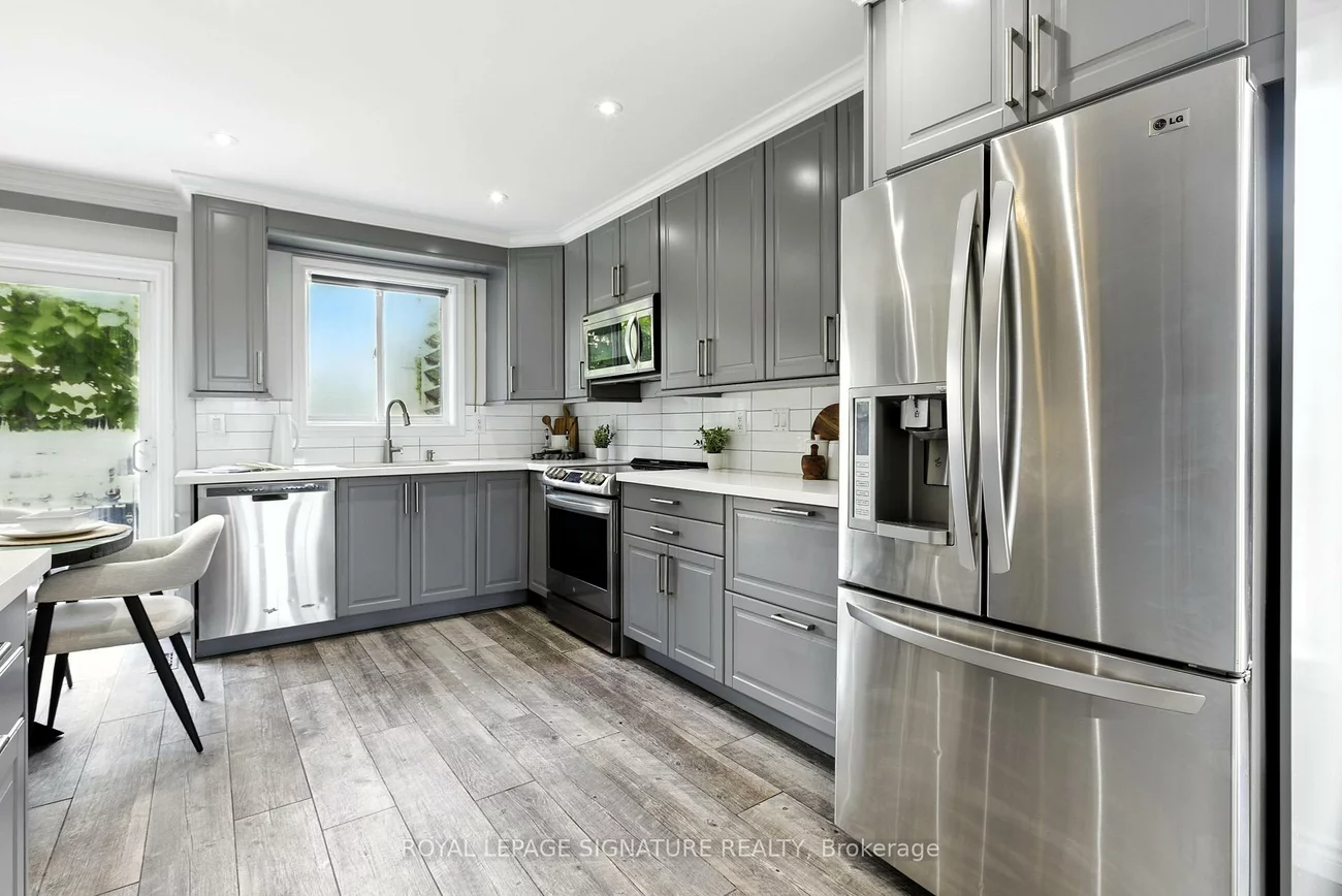 20, Pacific, Little Lake, Barrie