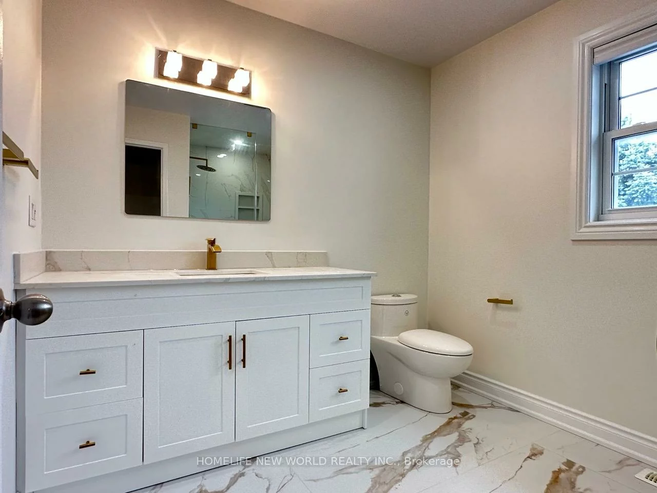 28, Lougheed, Holly, Barrie