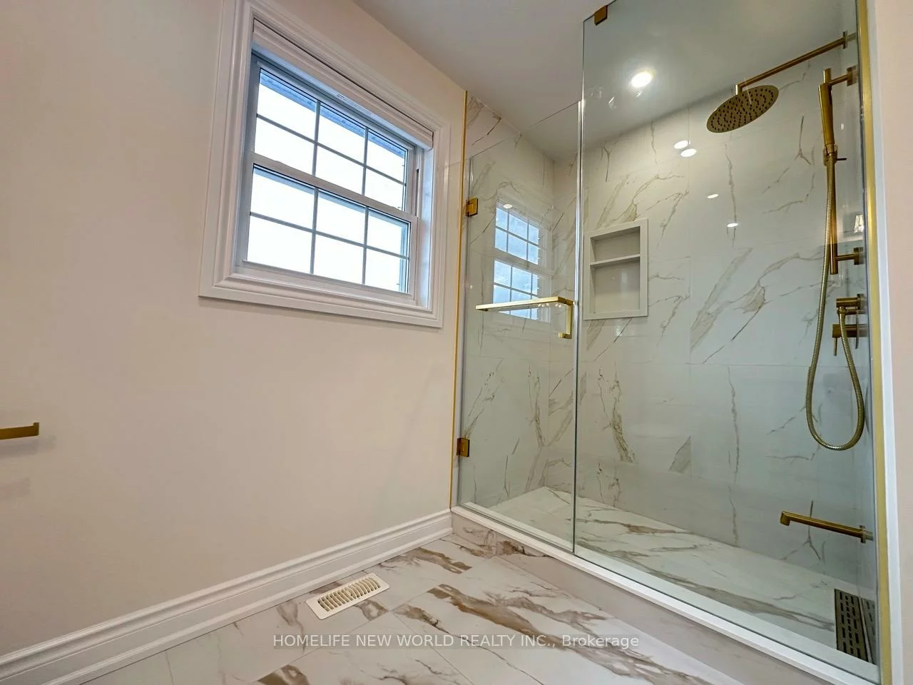 28, Lougheed, Holly, Barrie