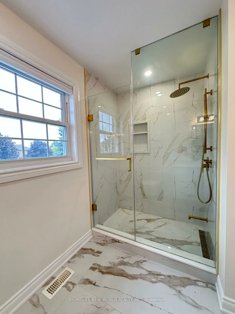 28, Lougheed, Holly, Barrie