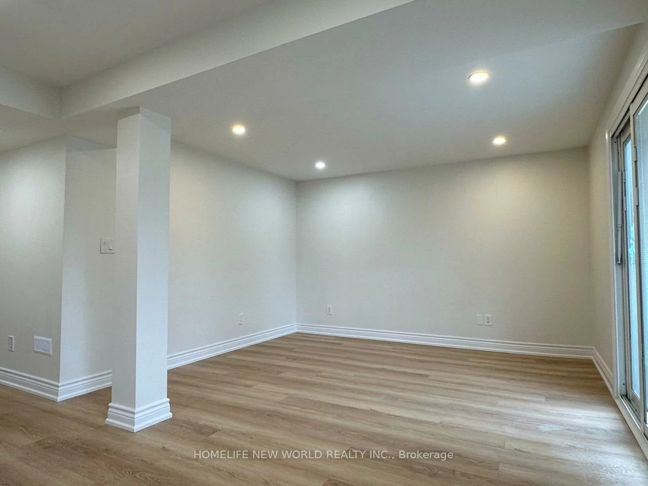 28, Lougheed, Holly, Barrie