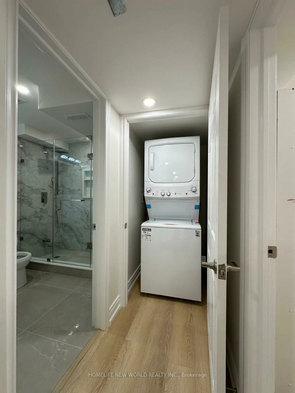 28, Lougheed, Holly, Barrie