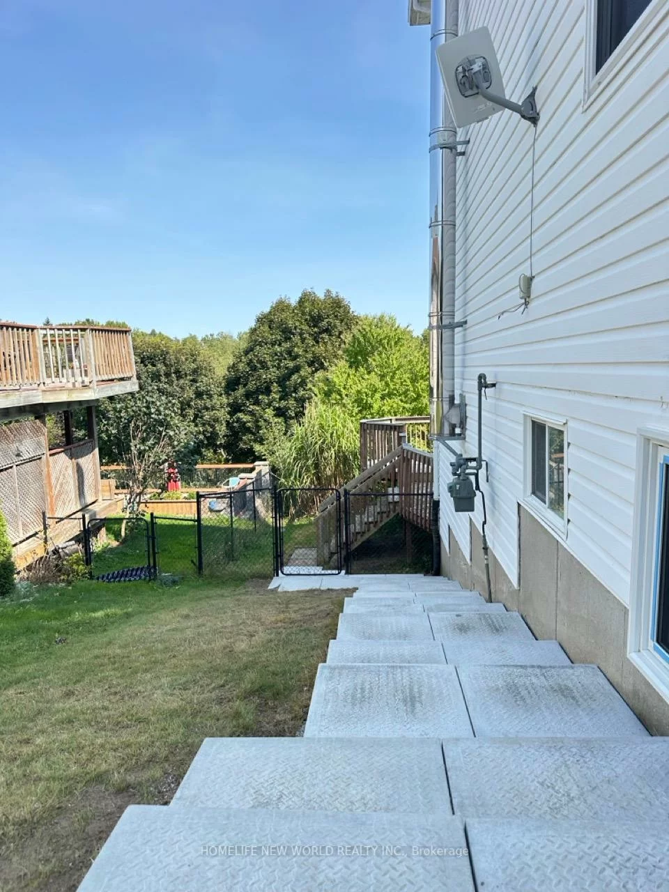 28, Lougheed, Holly, Barrie