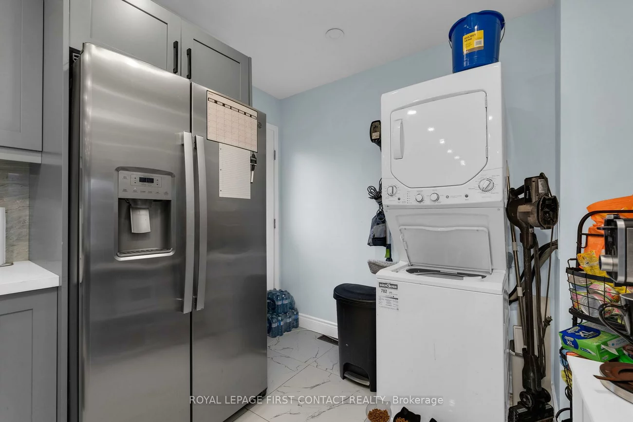 27, Austen, Letitia Heights, Barrie