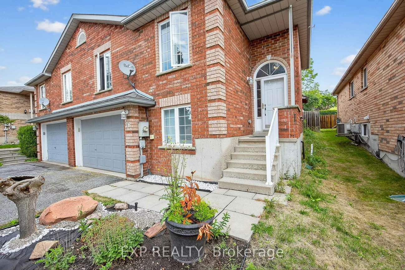 76, Logan, Holly, Barrie