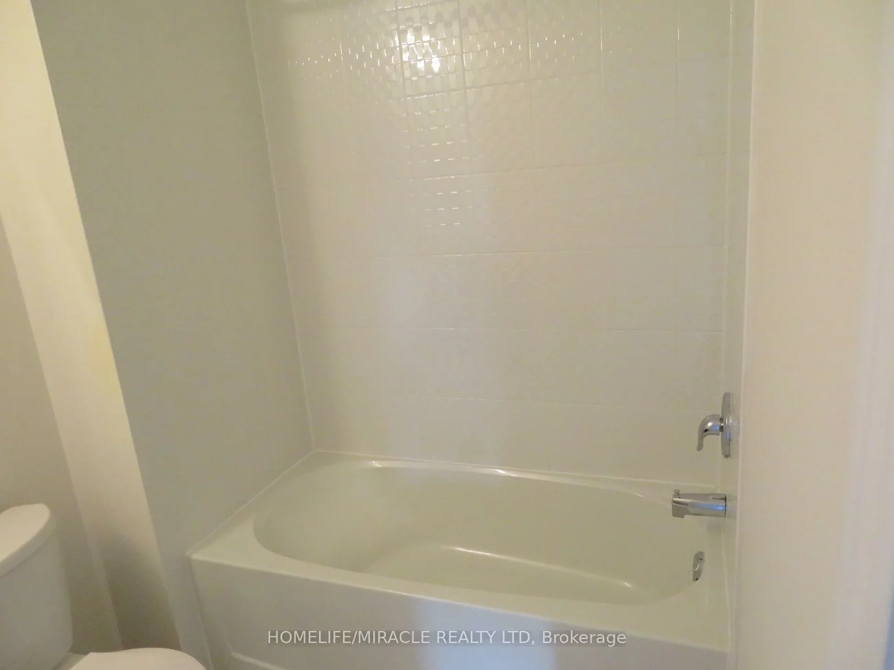 36, Valleybrook, Innis-Shore, Barrie