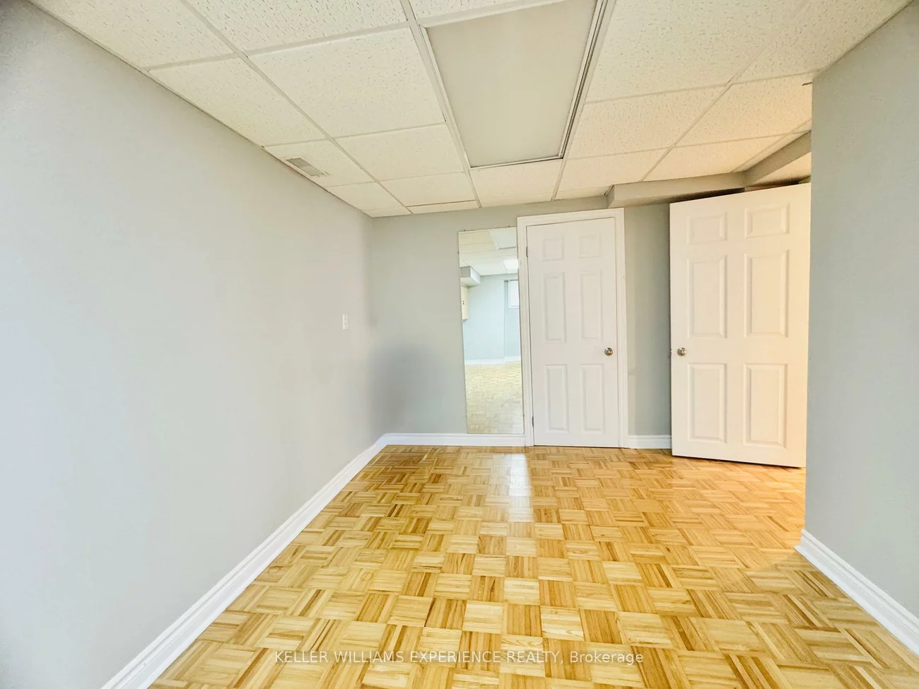 22, Grand Forest, Bayshore, Barrie